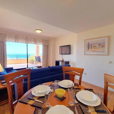 Alcores Seaviews Apartment *